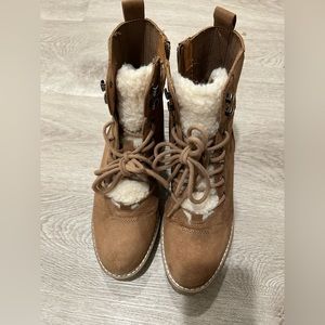 Combat boots faux fur